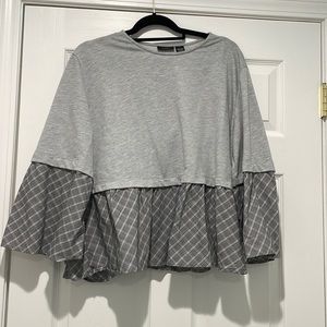 Halogen Peplum Gray Top